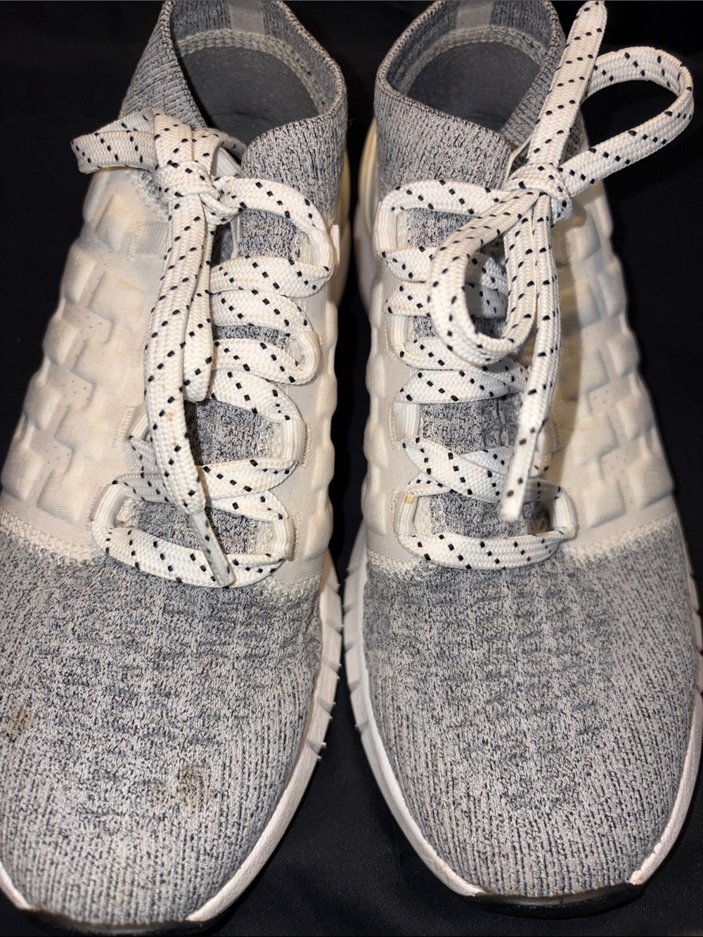Under Armor Gray Knit Athletic Sneakers with White Accents-Size 9-As is(stain)